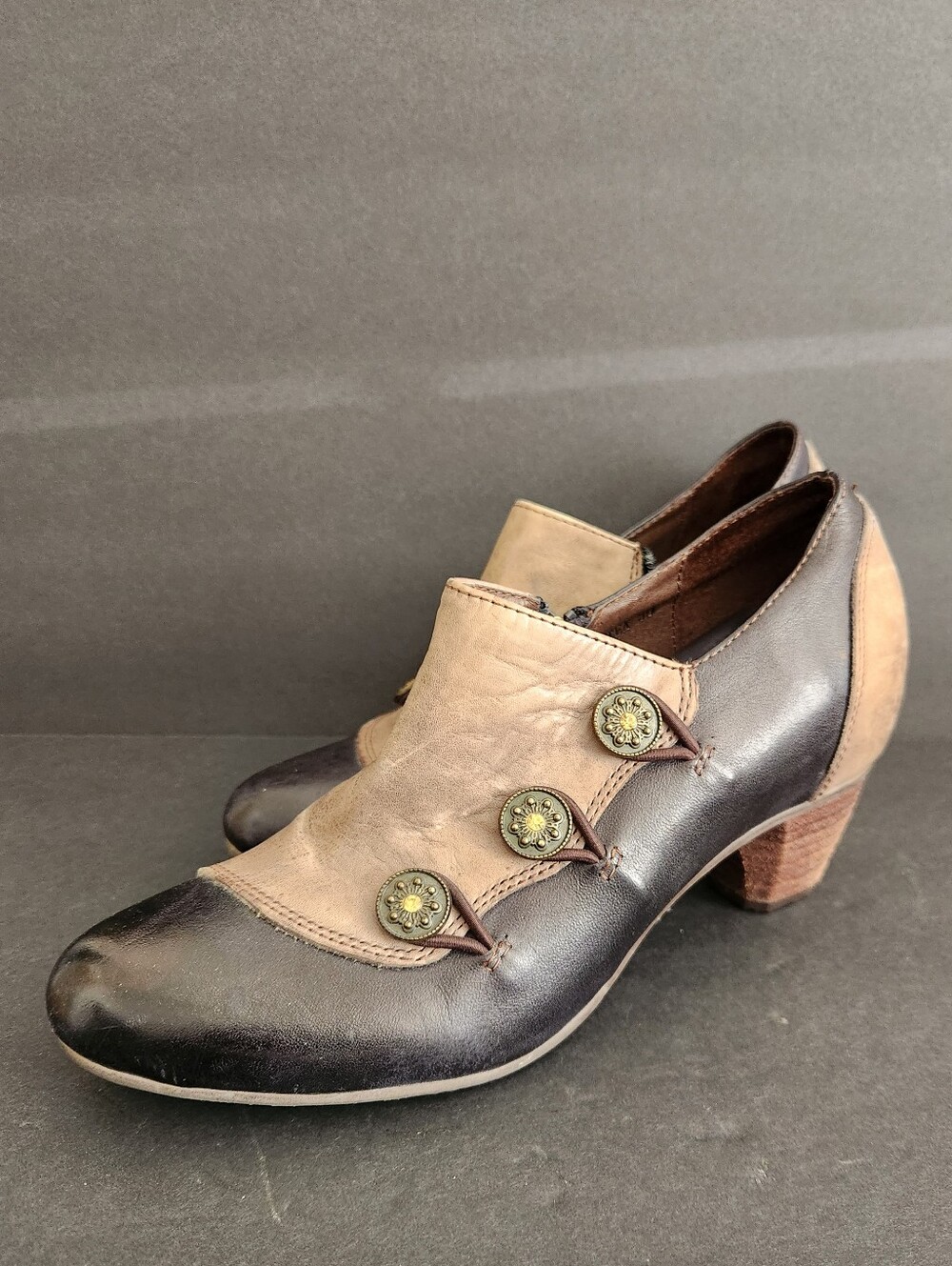 L'Artiste Spring Step Greentea Womens Sz 39 US 8.5 Retro Booties Shoes Black Tan
